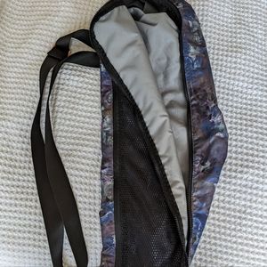 Lululemon yoga mat bag